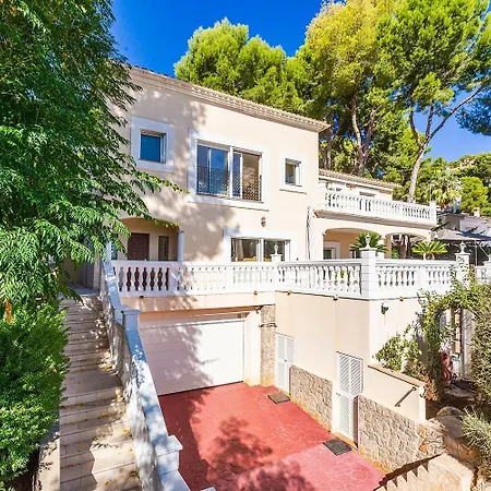 Villa Exklusive In Fuer Bis Zu 8 Personen, Mit Meerblick Und Pool *