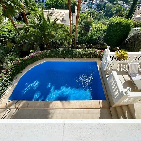 Exklusive In Paguera Fuer Bis Zu 8 Personen, Mit Meerblick Und Pool *