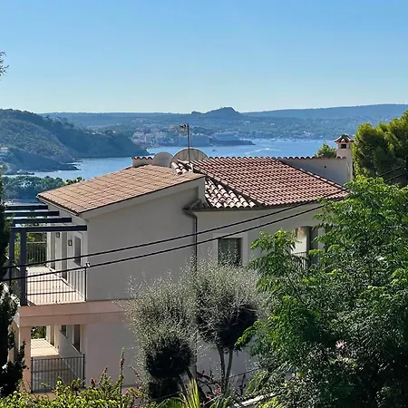 Villa Exklusive In Paguera Fuer Bis Zu 8 Personen, Mit Meerblick Und Pool Peguera