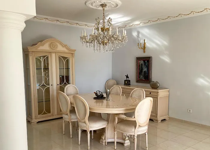 Exklusive In Fuer Bis Zu 8 Personen, Mit Meerblick Und Pool Villa Peguera