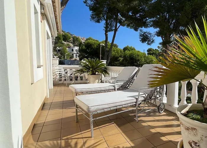 Exklusive In Fuer Bis Zu 8 Personen, Mit Meerblick Und Pool * Пагера