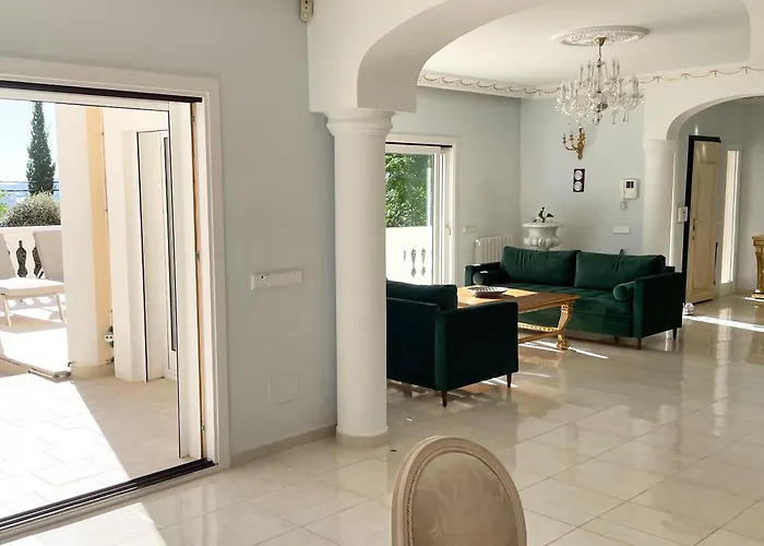 Вілла Exklusive In Fuer Bis Zu 8 Personen, Mit Meerblick Und Pool Пагера